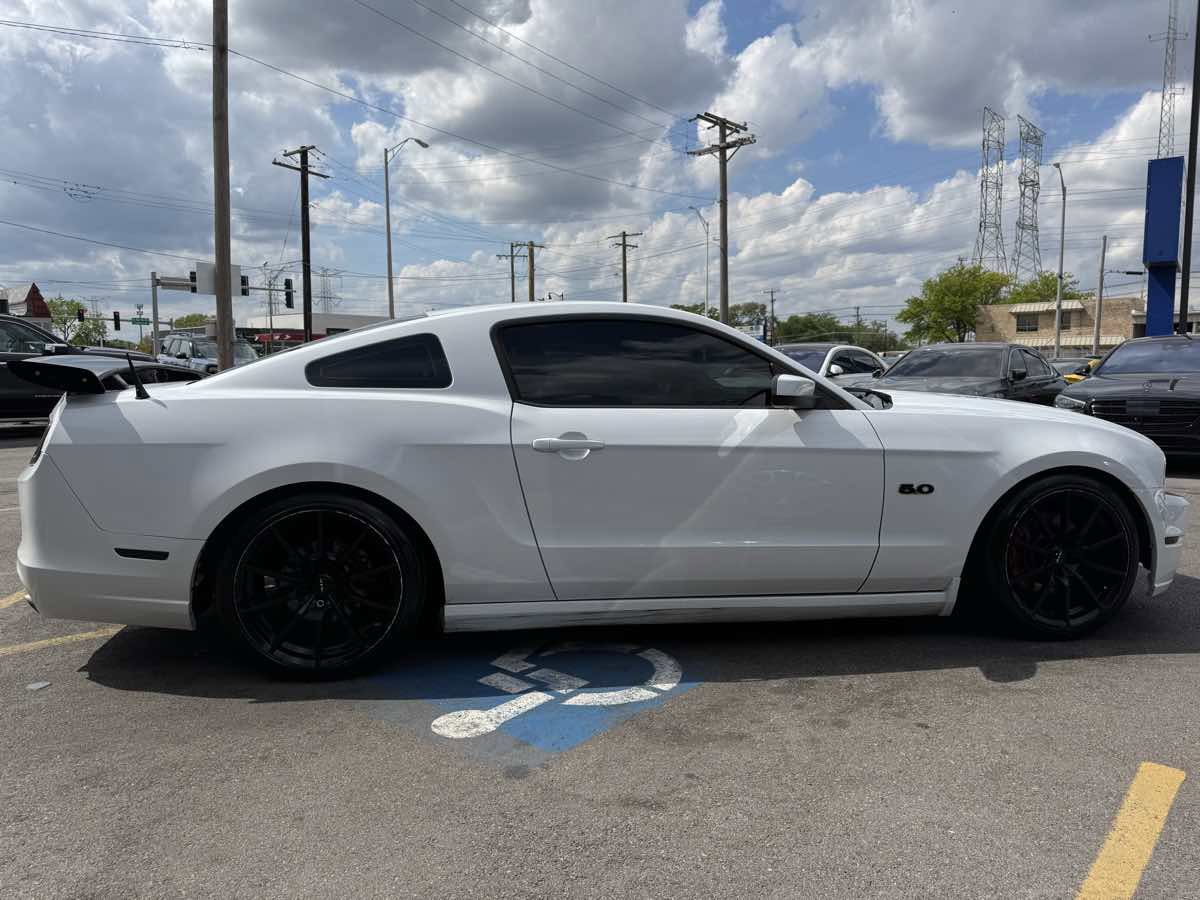 Used 2014 Ford Mustang GT w/ Equipment Group 301A RWD image 4