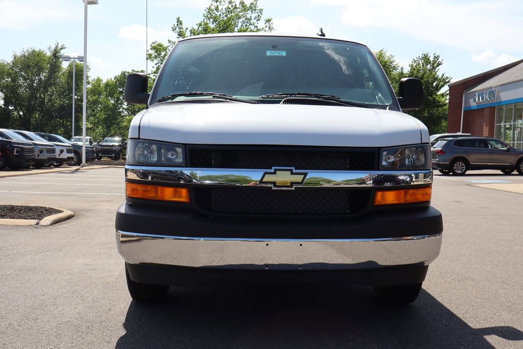 New 2025 Chevrolet Express 2500 w/ Driver Convenience Package image 4