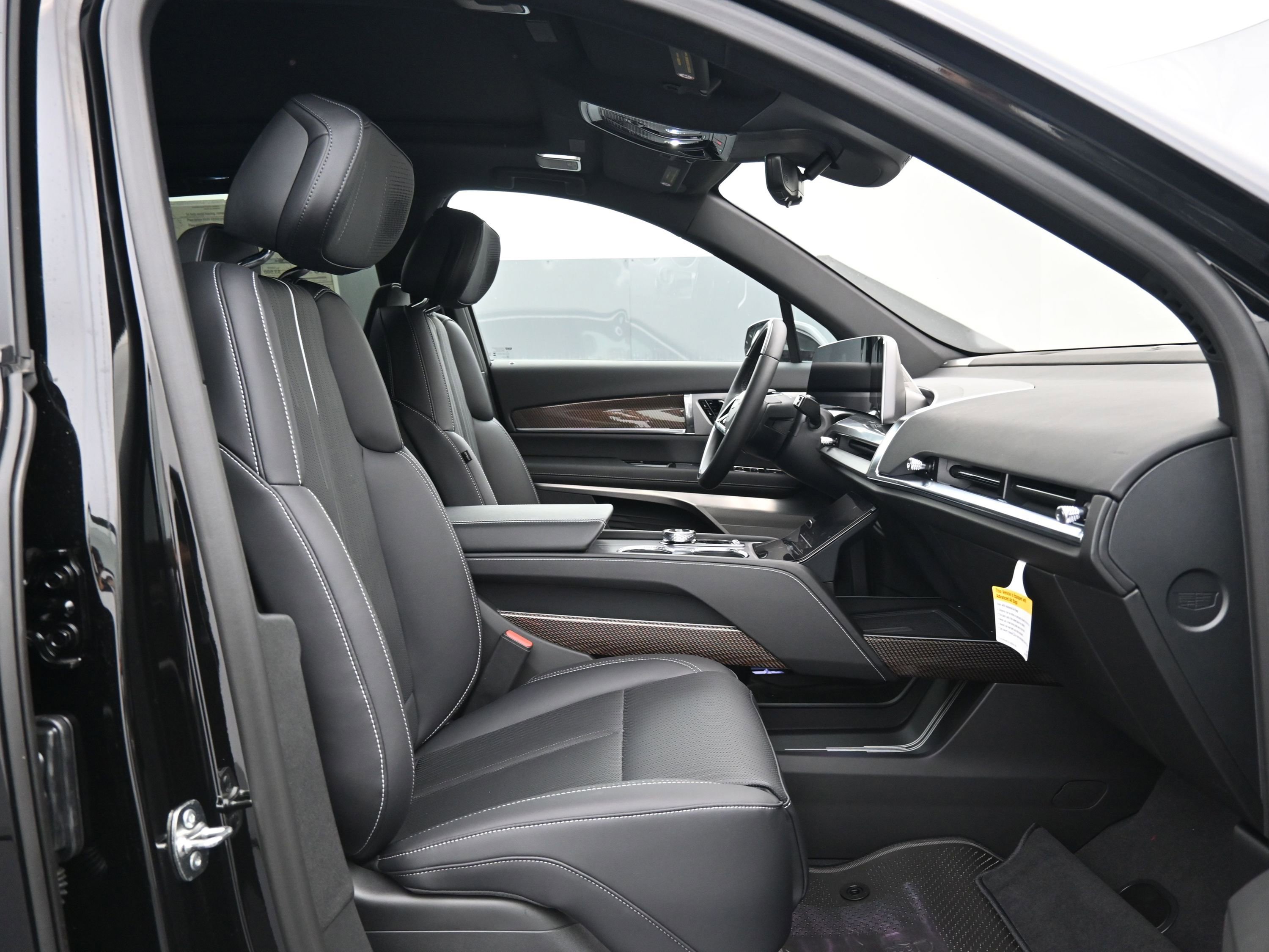 New 2026 Cadillac Vistiq Luxury w/ LPO, Floor Liner Package image 13