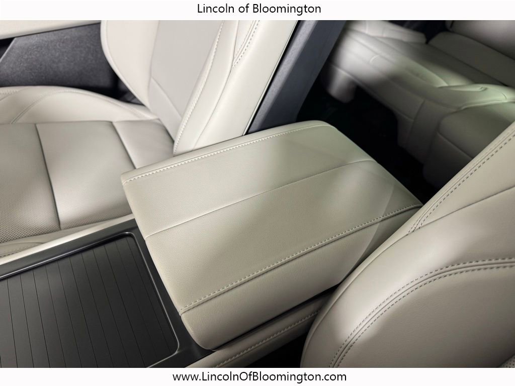 New 2026 Lincoln Nautilus Premier w/ Equipment Group 102A AWD/4WD image 33