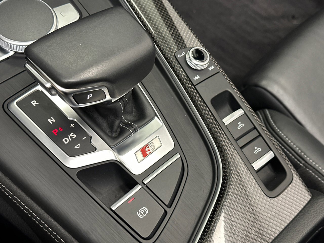 Used 2019 Audi S5 Premium Plus image 40