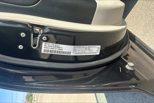 Used 2023 Chrysler Voyager LX FWD image 18