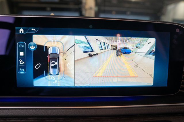 New 2026 Mercedes-Benz GLS 450 4MATIC image 25