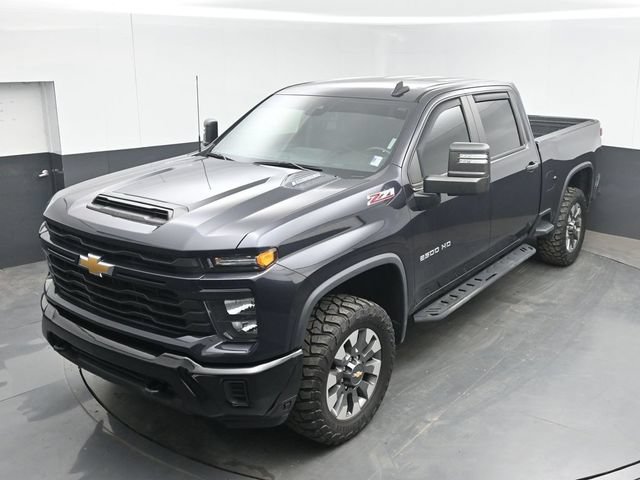 Used 2024 Chevrolet Silverado 2500 Custom w/ Custom Value Package AWD/4WD image 31