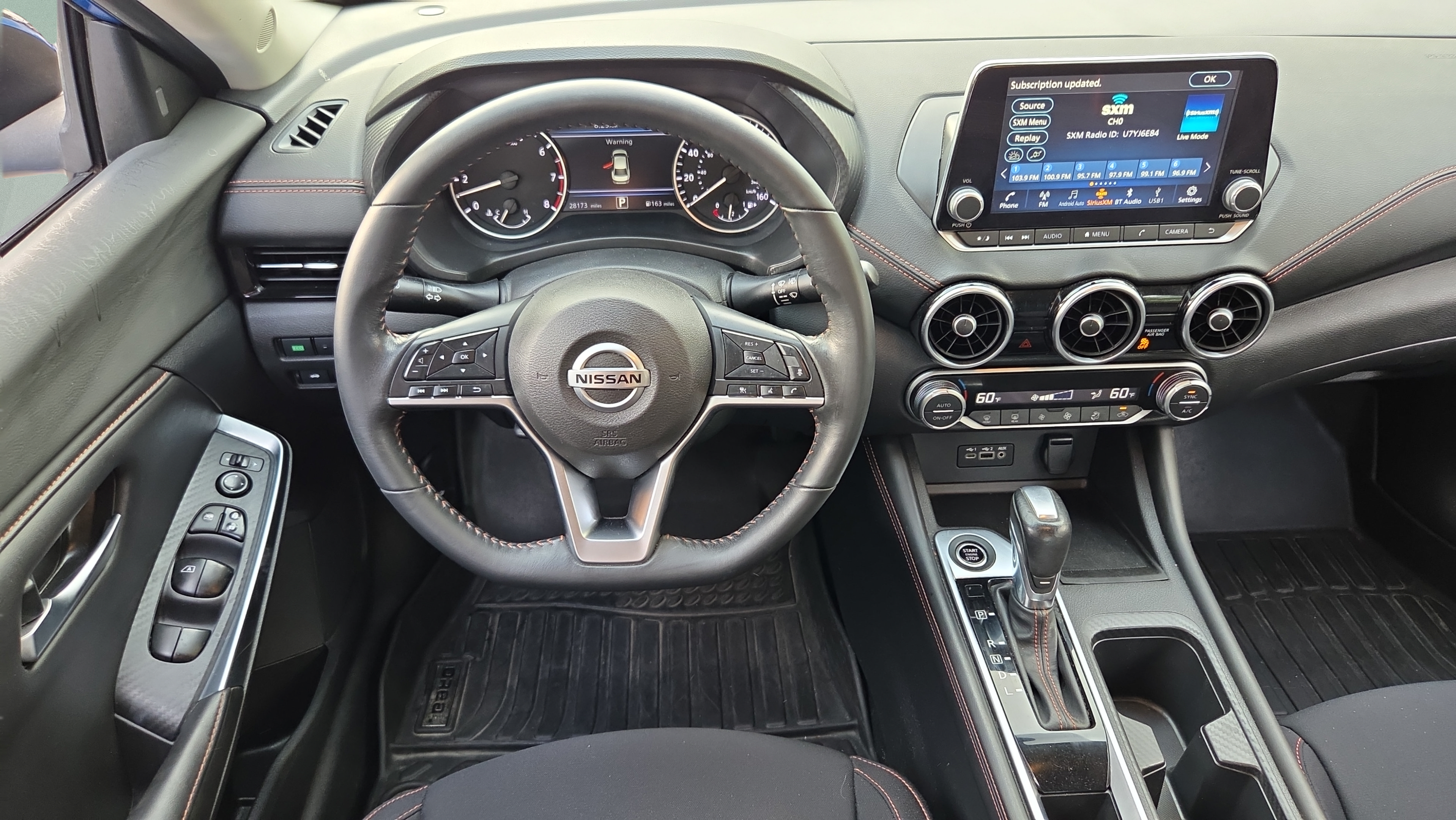 Used 2022 Nissan Sentra SR w/ Lighting Package FWD image 11