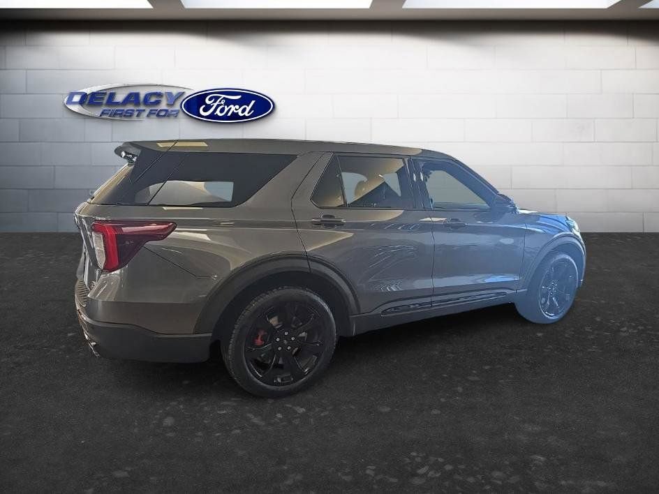 Used 2022 Ford Explorer ST w/ Equipment Group 401A image 7