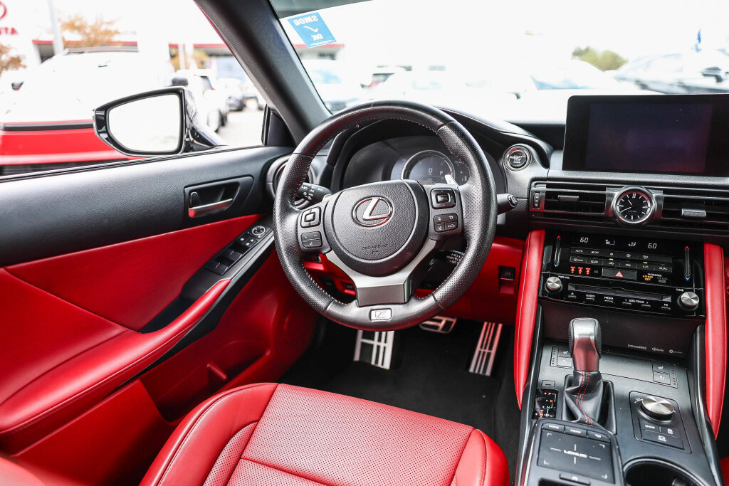 Used 2024 Lexus IS 350 F Sport RWD image 5