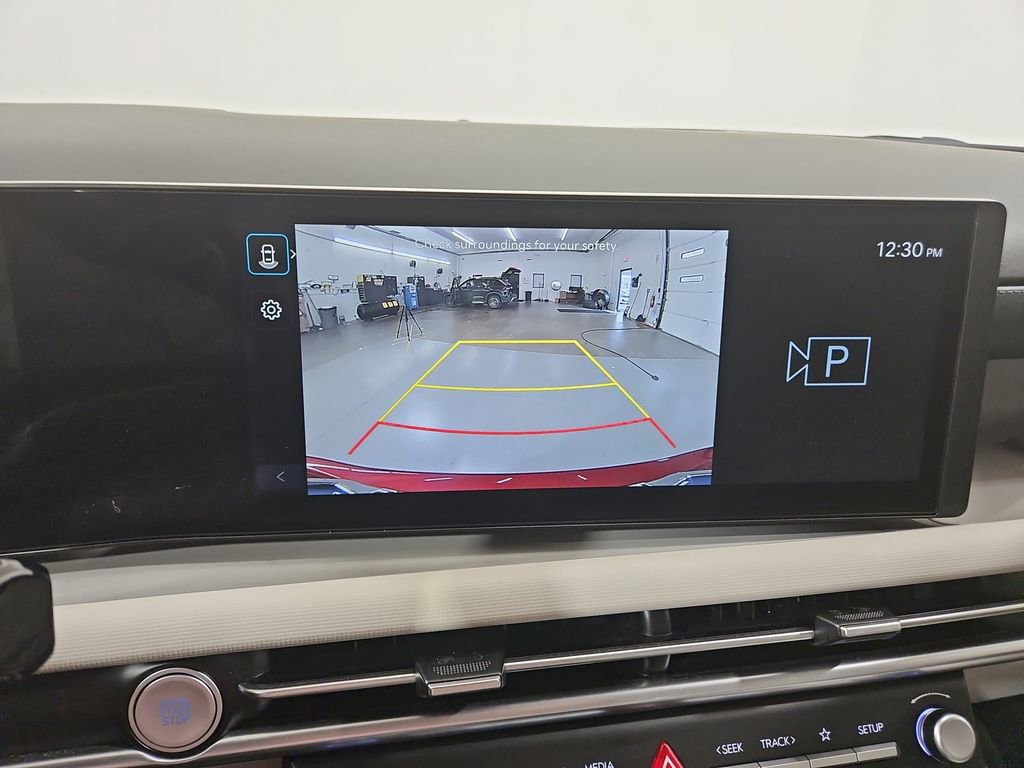 Certified 2025 Hyundai Tucson SE AWD/4WD image 20