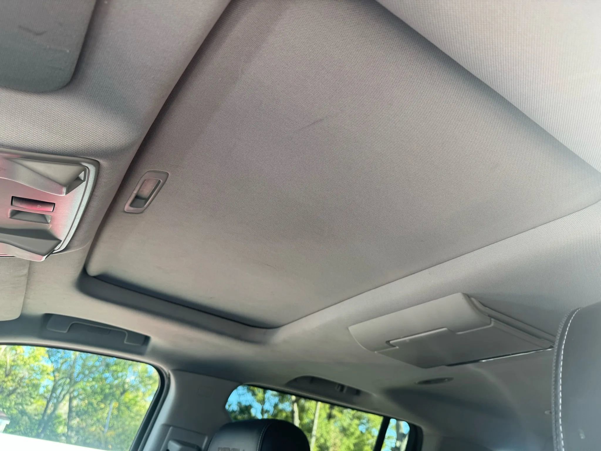 Used 2015 GMC Yukon XL Denali w/ Premium Package image 19