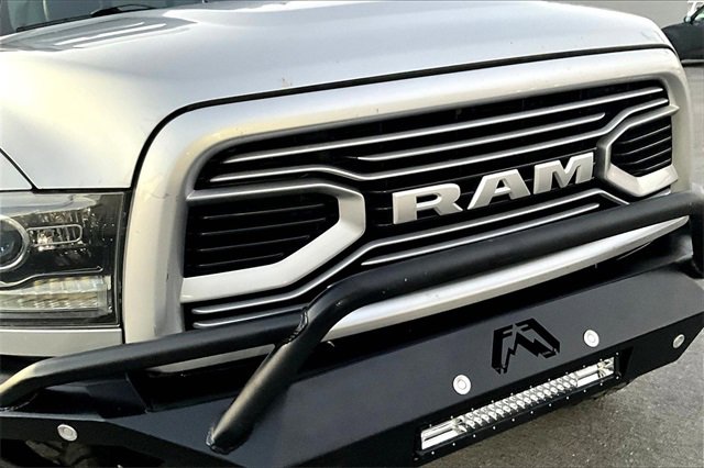 Used 2018 RAM 2500 Laramie w/ Sport Appearance Group image 31