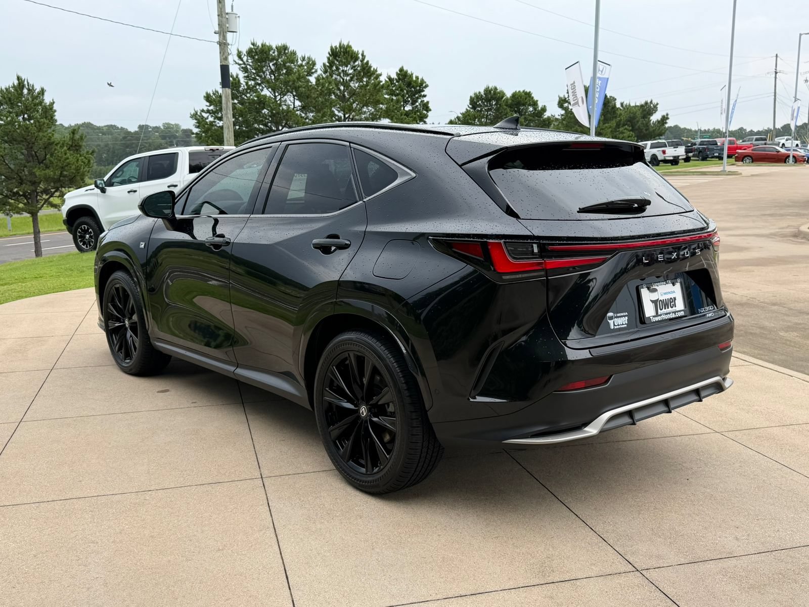 Used 2026 Lexus NX 350 F Sport AWD/4WD image 4