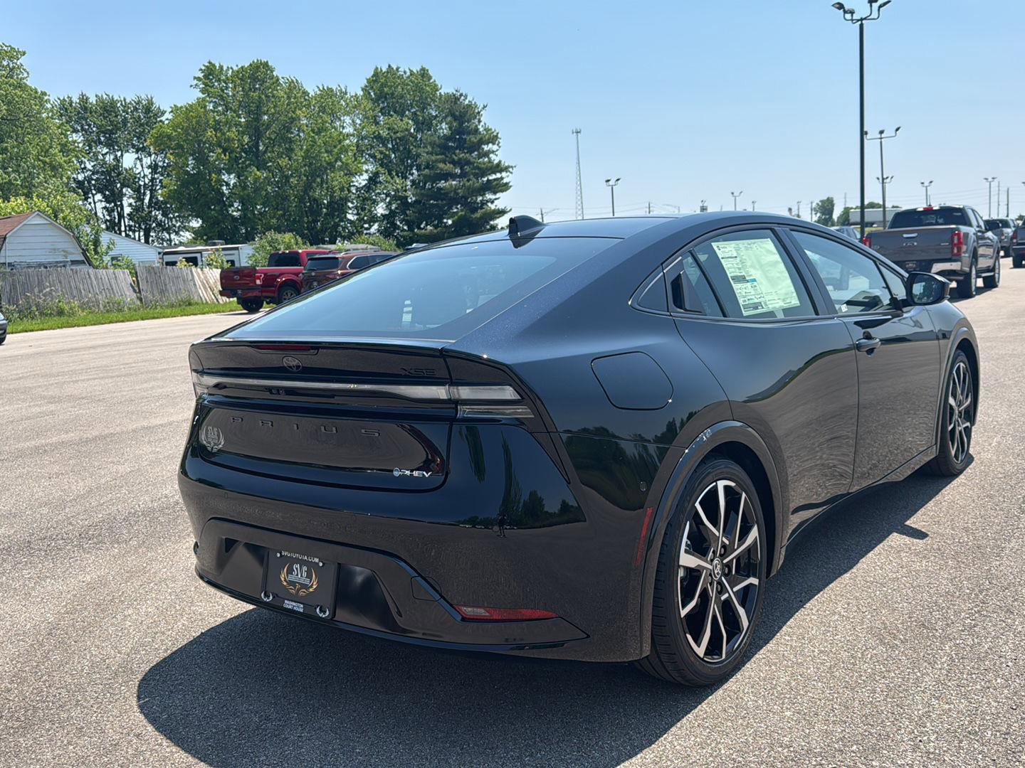 New 2025 Toyota Prius Plug-In Hybrid image 4