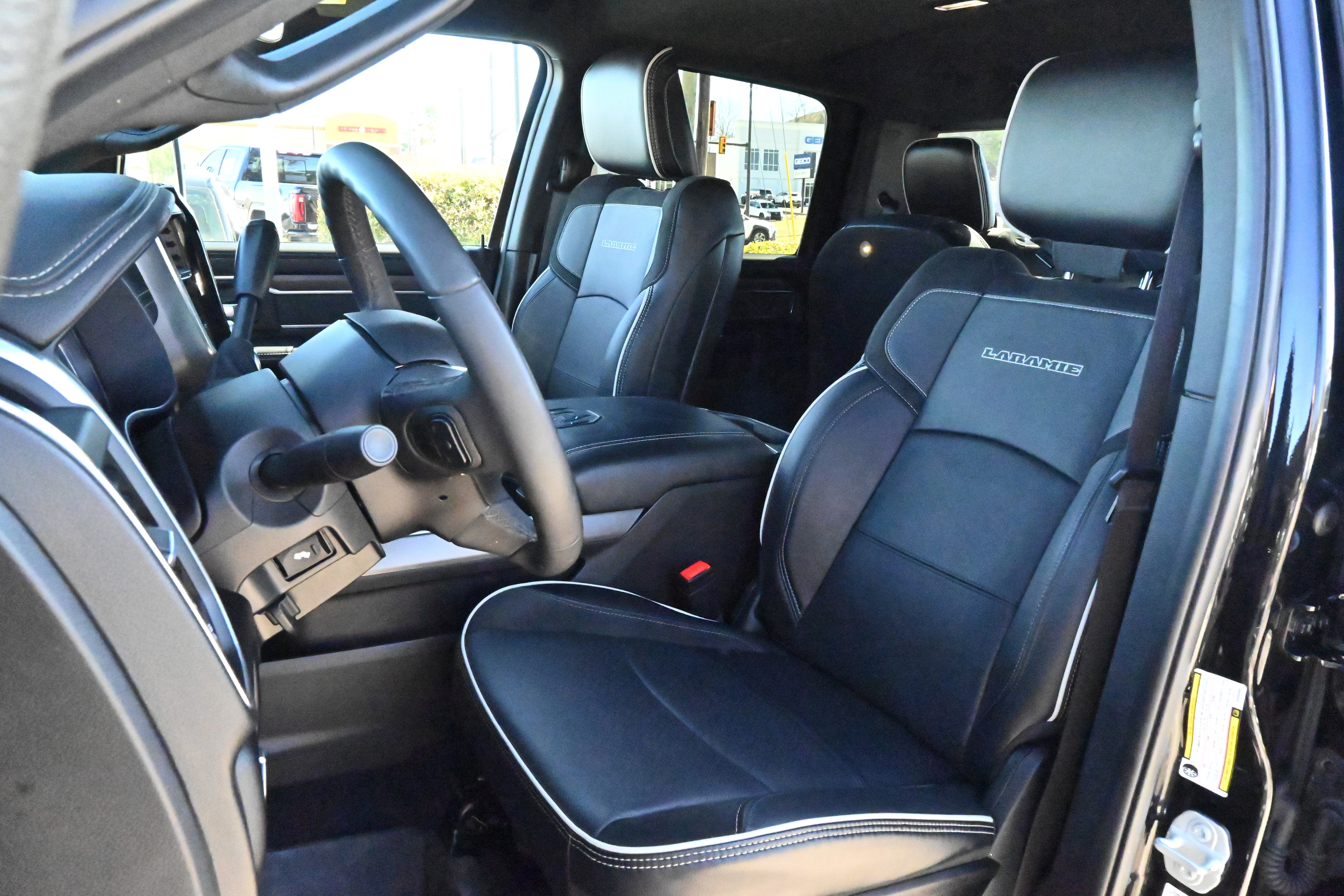 Used 2025 RAM 3500 Laramie w/ Night Edition image 7