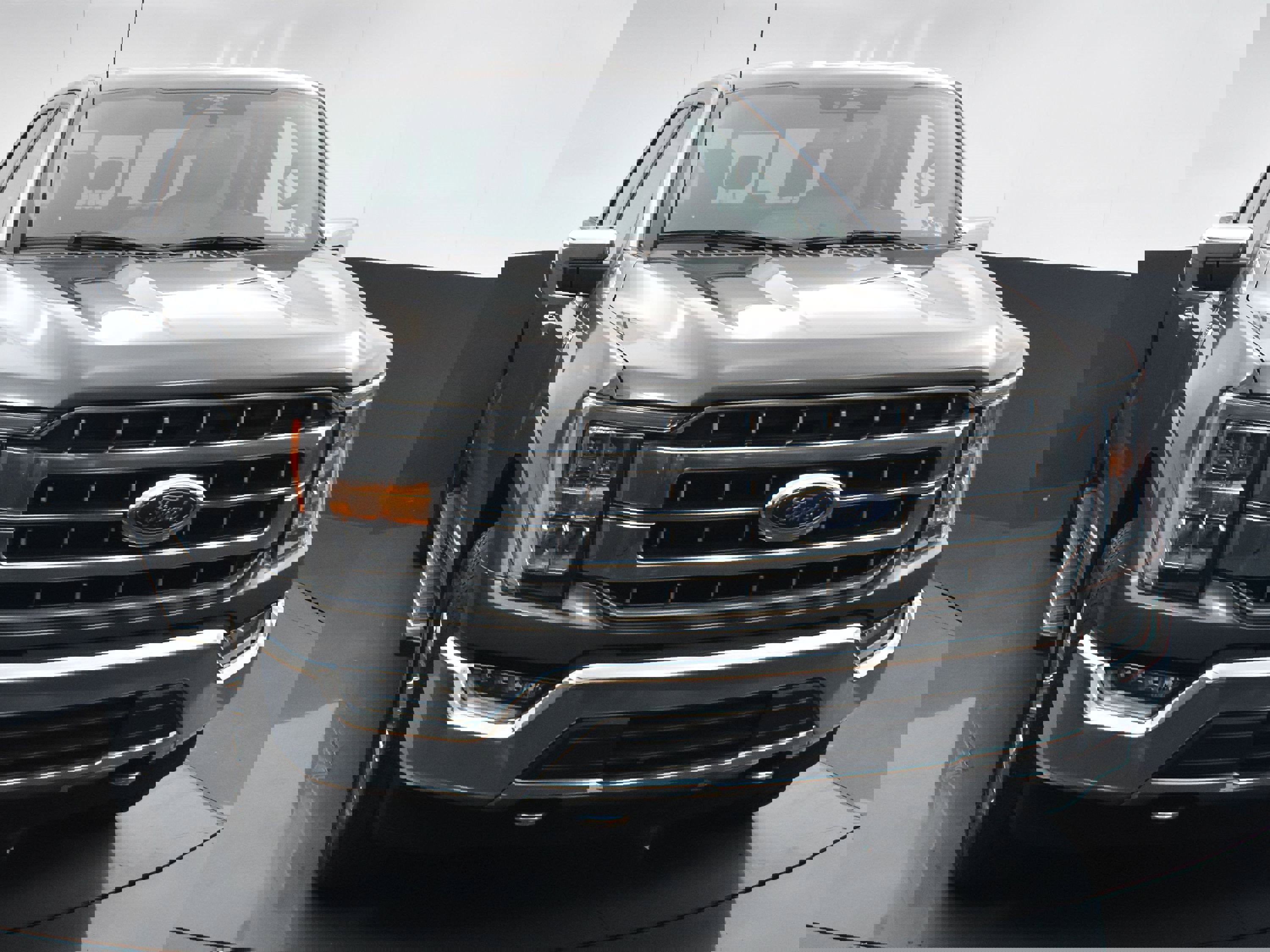 Used 2023 Ford F150 Lariat image 2