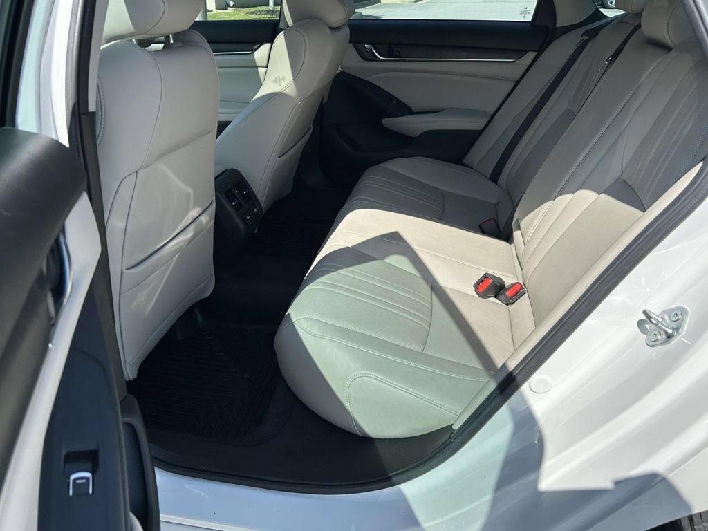Used 2021 Honda Accord EX-L image 11