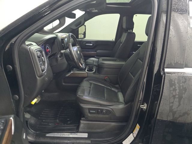 Used 2022 Chevrolet Silverado 2500 High Country w/ Safety Package II image 7