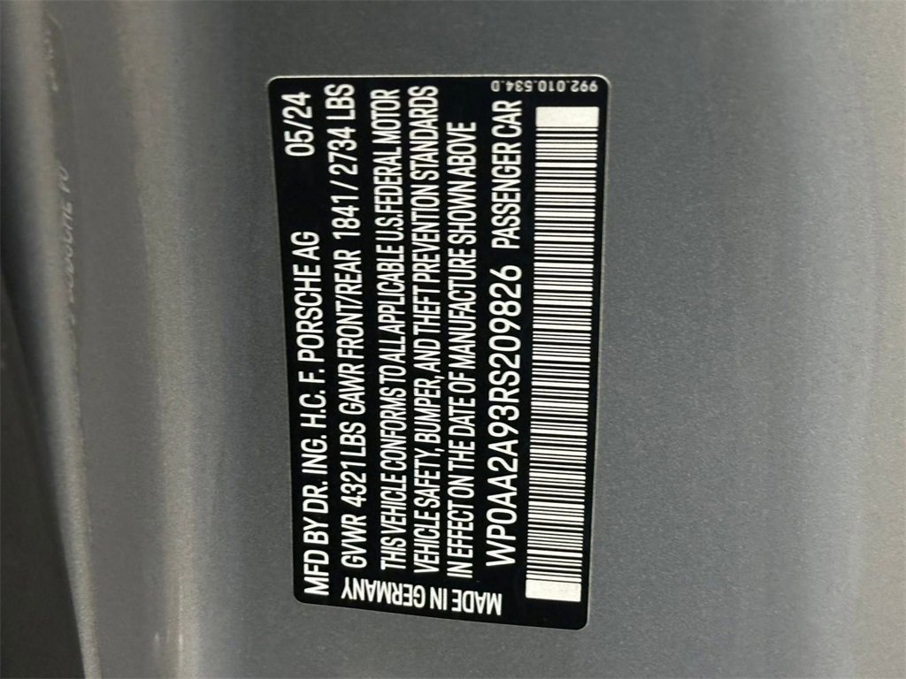 Used 2024 Porsche 911 Carrera image 38