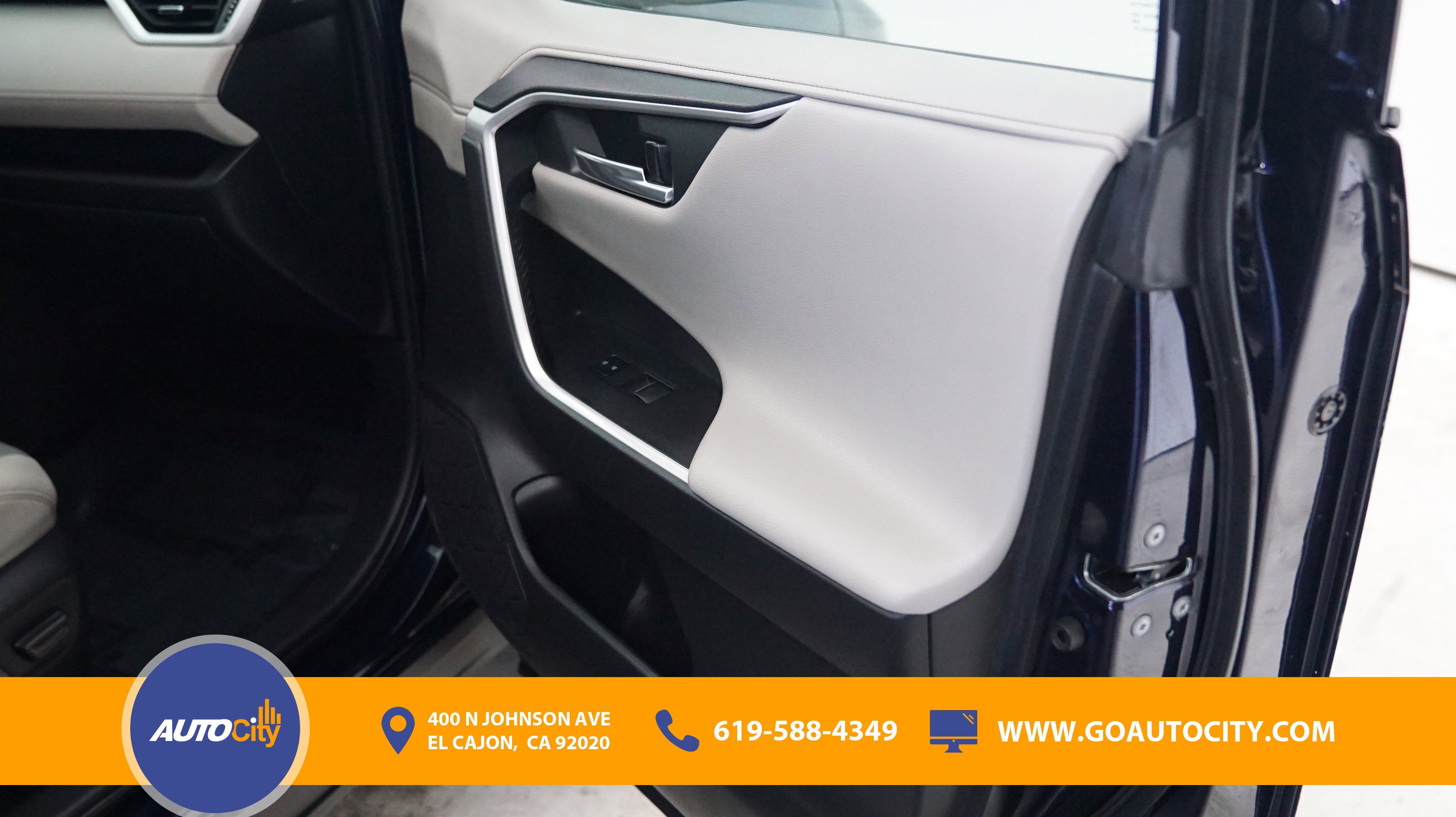 Used 2022 Toyota RAV4 Limited FWD image 15