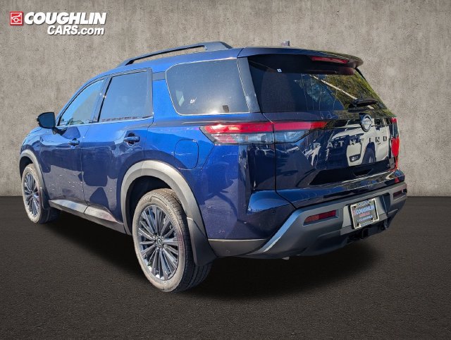 New 2026 Nissan Pathfinder SL w/ SL Premium Package AWD/4WD image 6