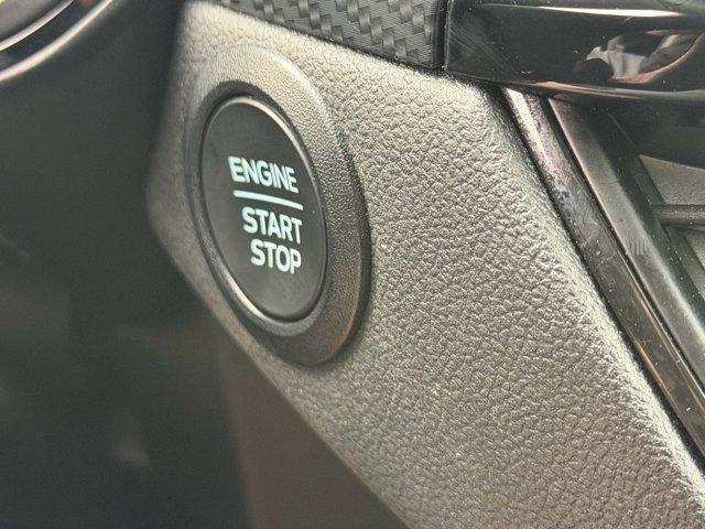 Used 2024 Ford Escape ST-Line image 32