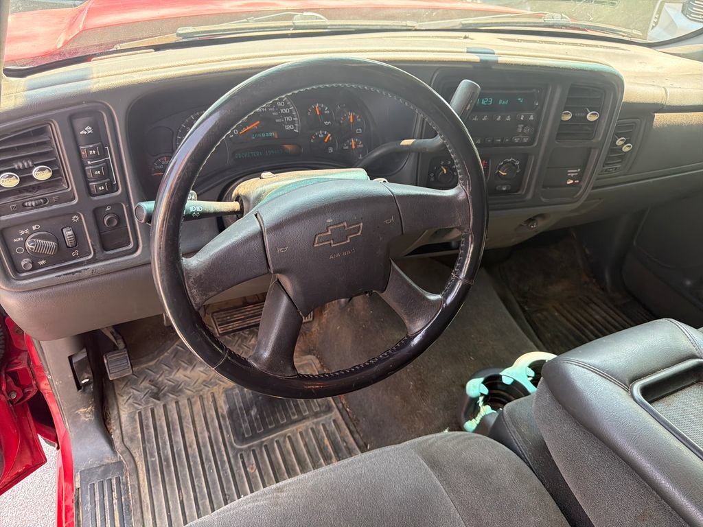 Used 2005 Chevrolet Silverado 2500 LS AWD/4WD image 13