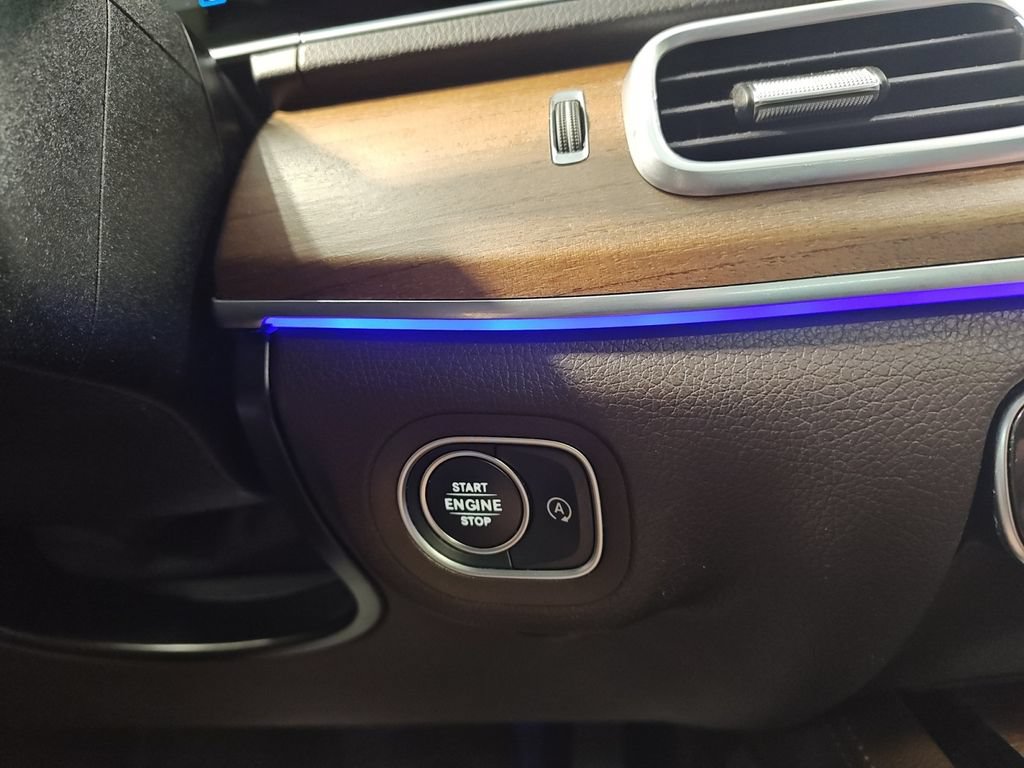 Used 2022 Mercedes-Benz GLS 450 4MATIC image 21