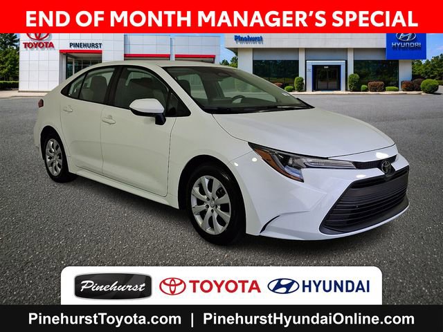 Used 2025 Toyota Corolla LE w/ Convenience Package FWD image 1
