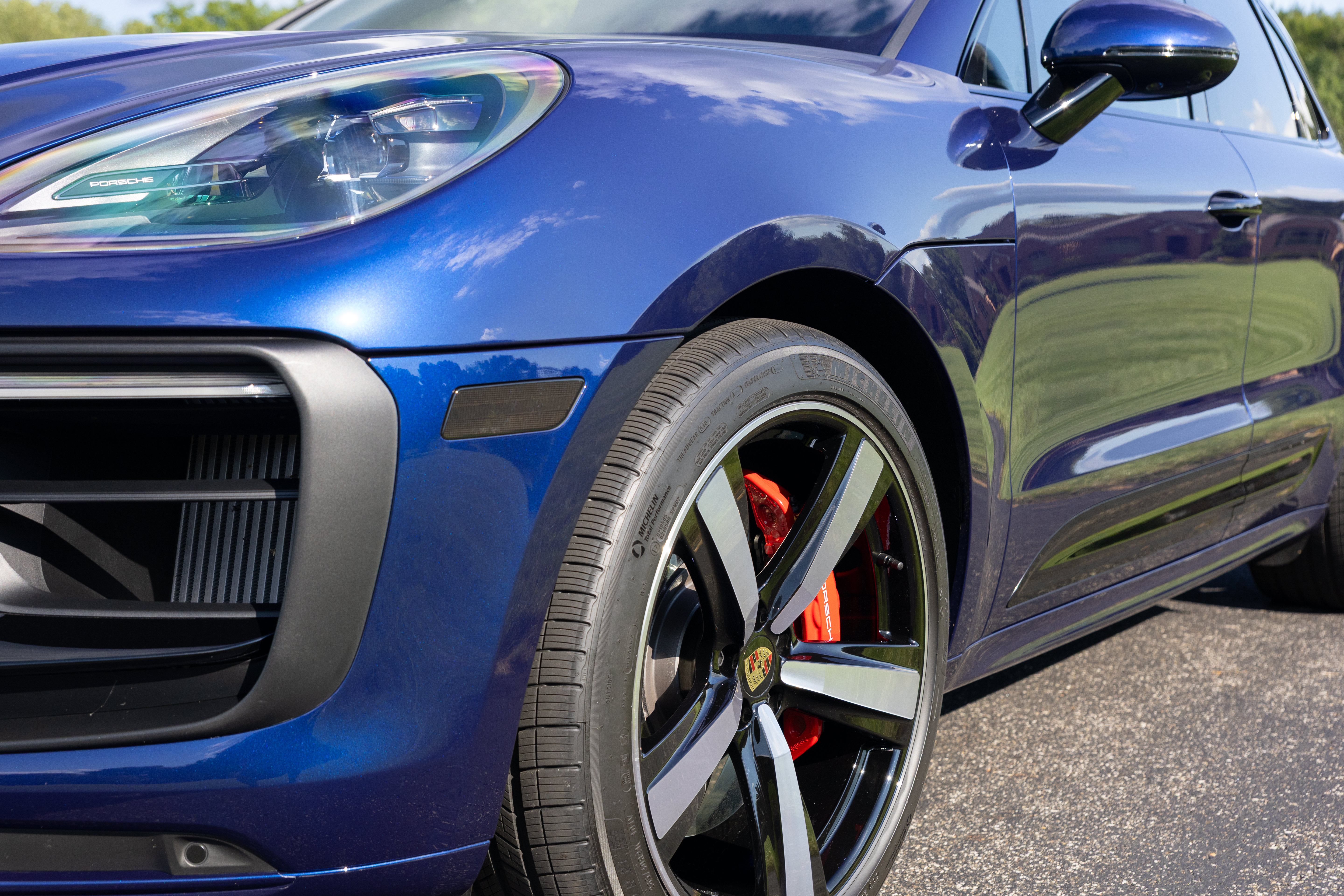 Used 2024 Porsche Macan GTS AWD/4WD image 49