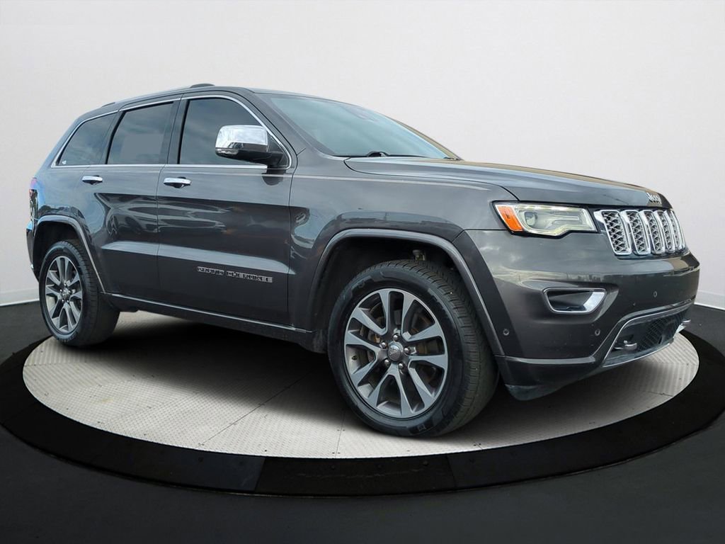 Used 2017 Jeep Grand Cherokee Overland w/ Jeep Active Safety Group image 2