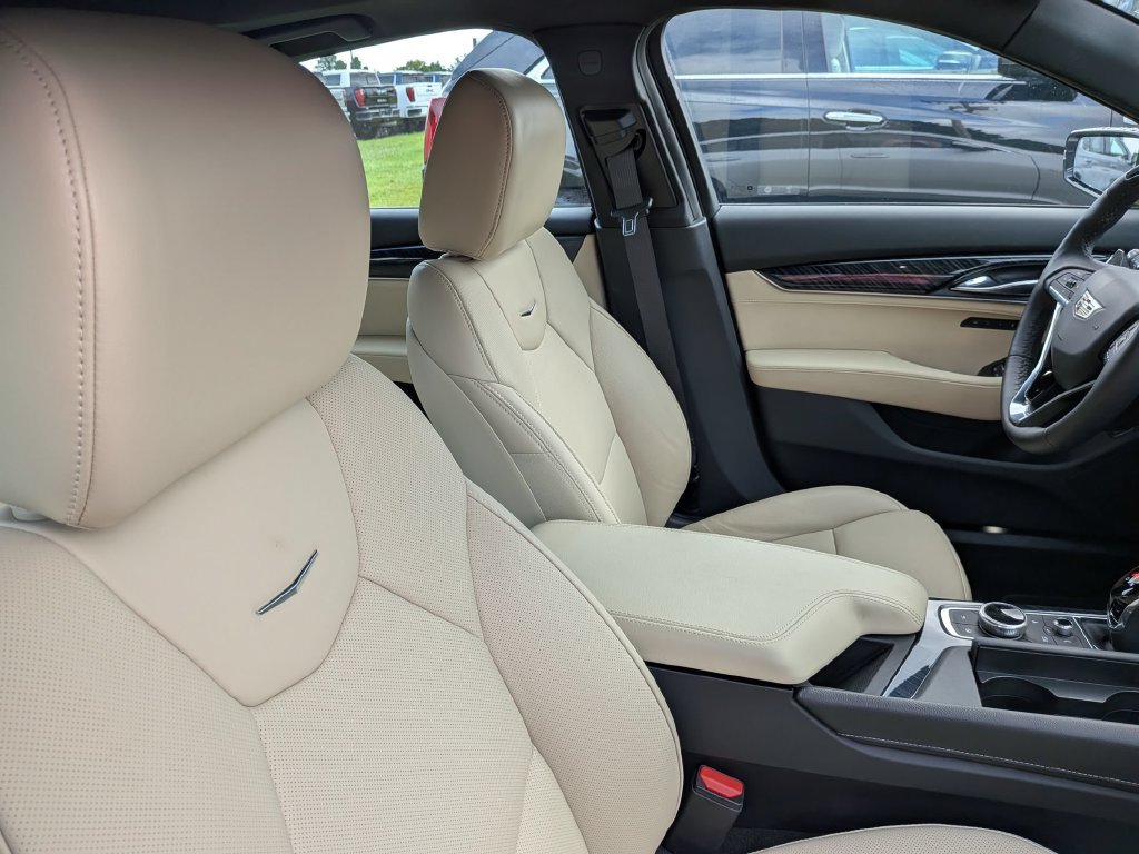 Certified 2025 Cadillac CT5 Premium Luxury w/ Technology Package RWD image 30