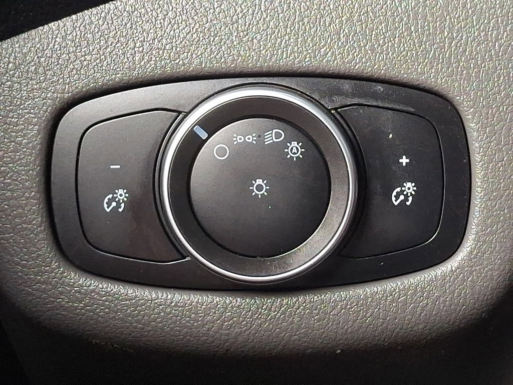 Used 2020 Ford Transit Connect XL image 23