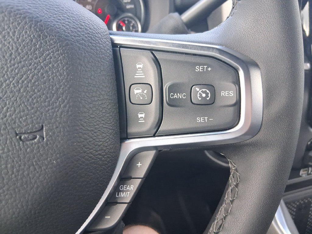 New 2026 RAM 2500 Big Horn AWD/4WD image 13