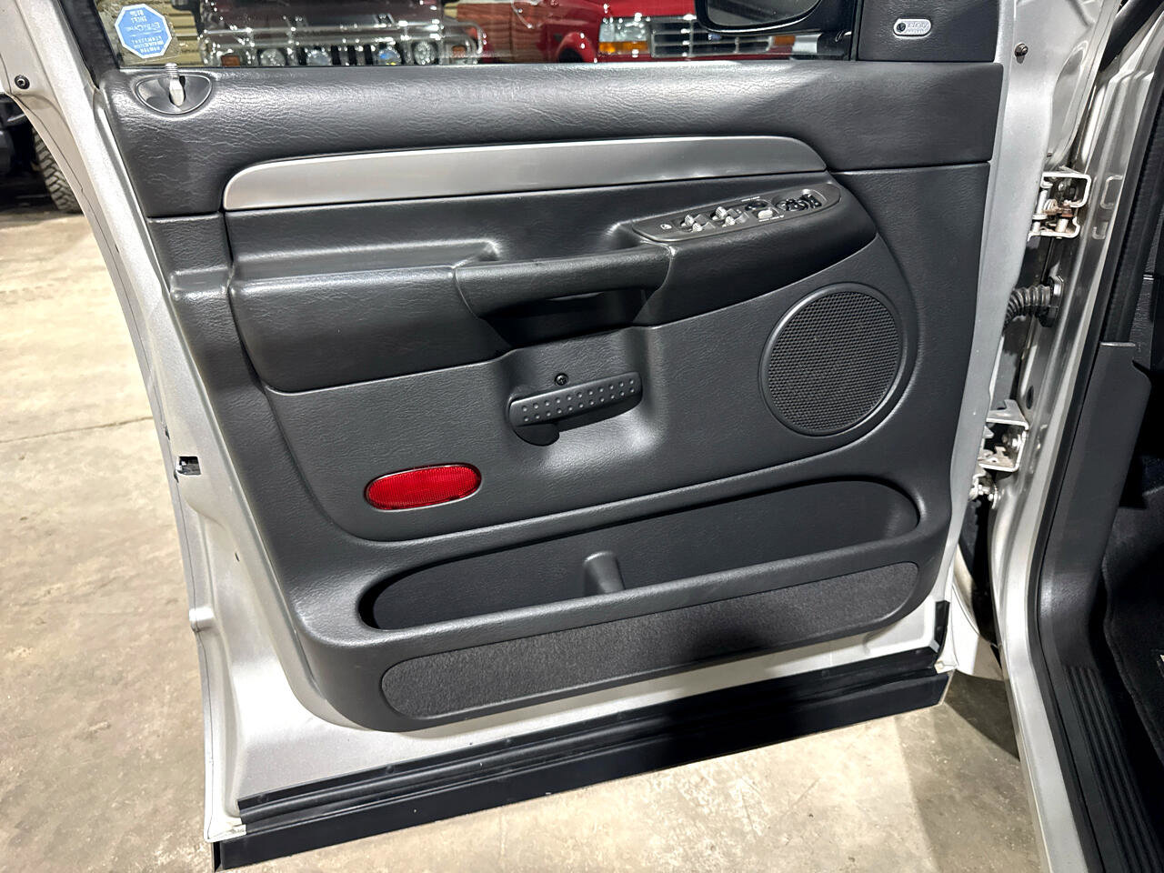 Used 2005 Dodge Ram 1500 Truck 2WD Quad Cab image 49