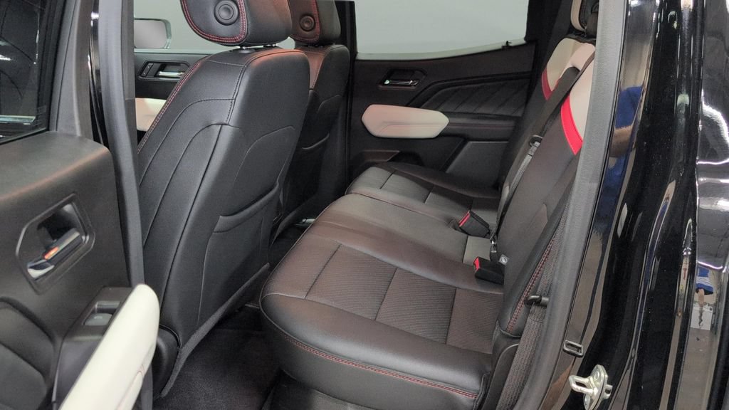 Used 2024 GMC Canyon AT4X AWD/4WD image 19