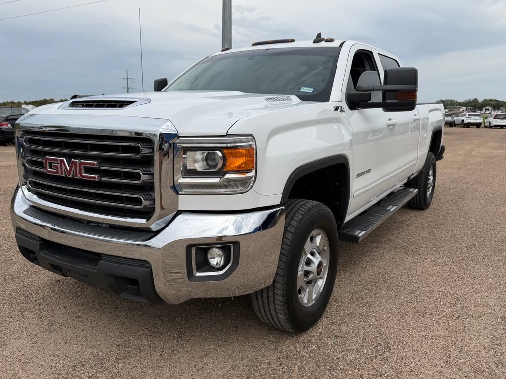 Used 2019 GMC Sierra 2500 SLE AWD/4WD image 3