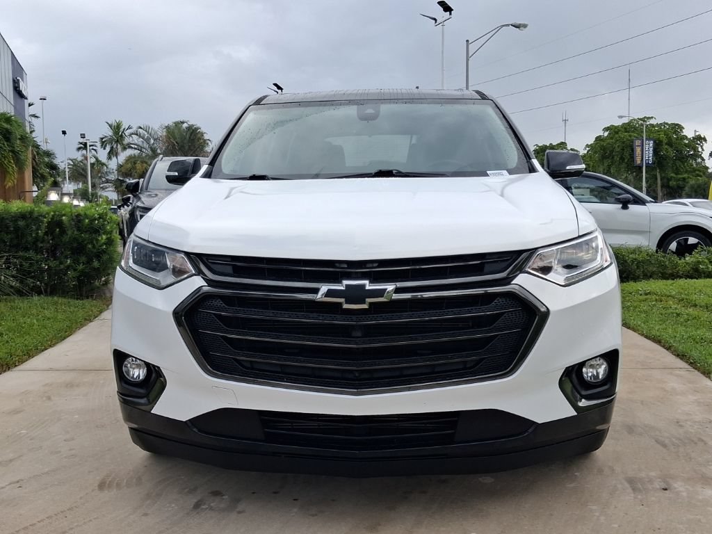 Used 2018 Chevrolet Traverse Premier w/ Redline Edition FWD image 2