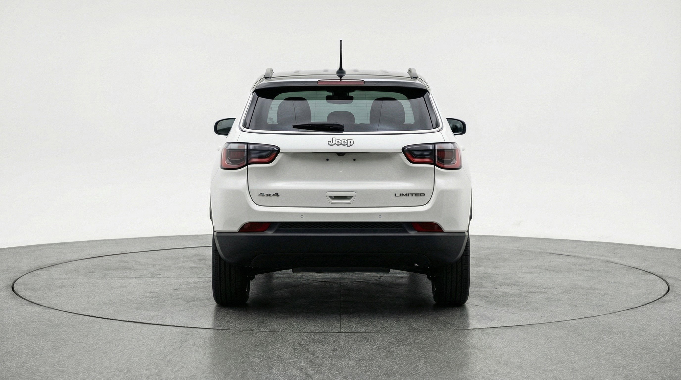 Used 2025 Jeep Compass Limited image 7