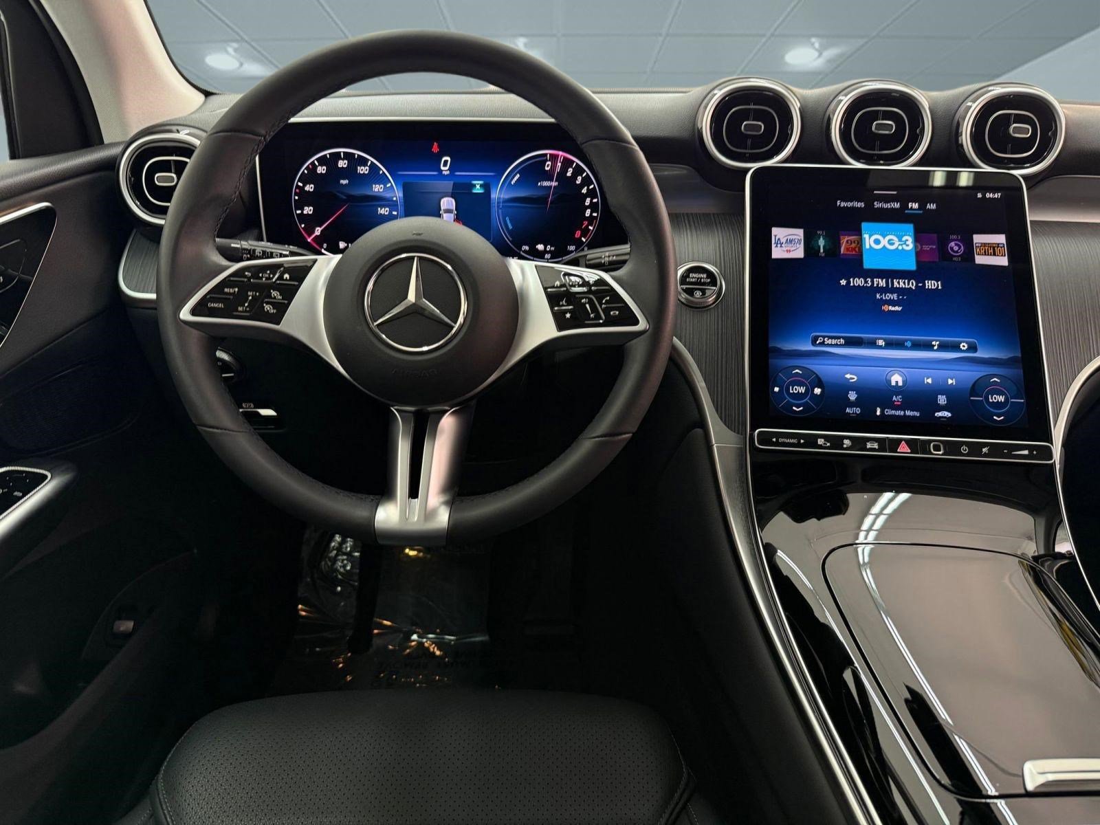Used 2025 Mercedes-Benz GLC 350e 4MATIC image 14