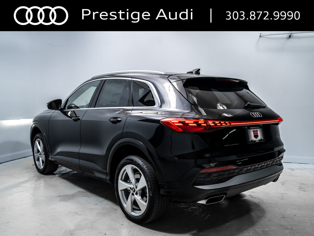 Used 2025 Audi Q5 Premium Plus w/ Premium Plus AWD/4WD image 4