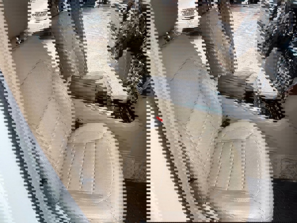 Used 2014 Mercedes-Benz GL 550 4MATIC image 20