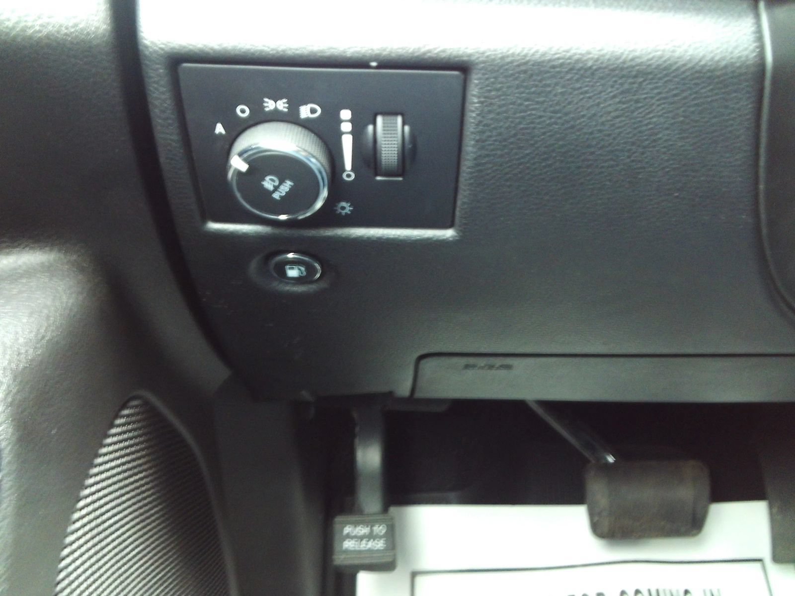 Used 2021 Jeep Grand Cherokee Limited AWD/4WD image 12