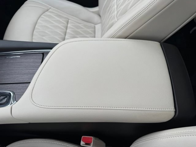 Certified 2022 Buick Enclave Avenir AWD/4WD image 26