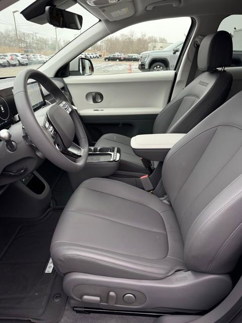 Used 2025 Hyundai Ioniq 5 SEL image 13