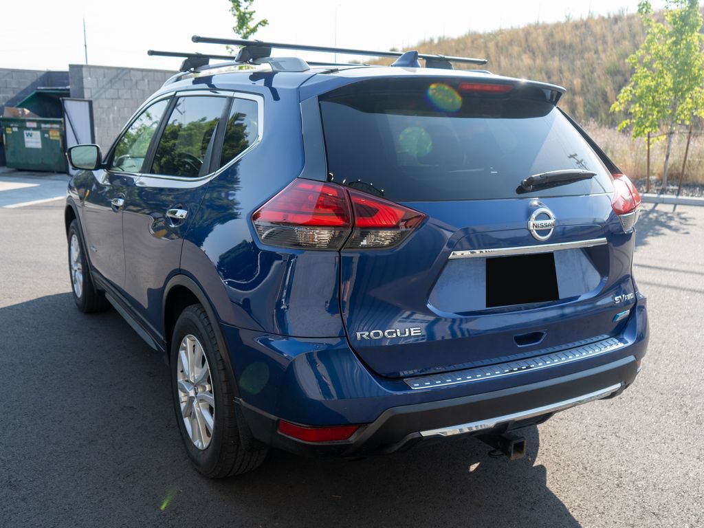 Used 2017 Nissan Rogue SV w/ HEV Premium Package AWD/4WD image 5