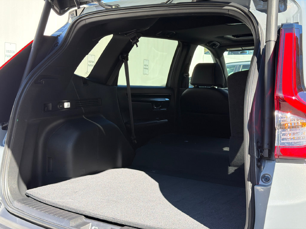 Used 2026 Honda CR-V Sport Touring image 8