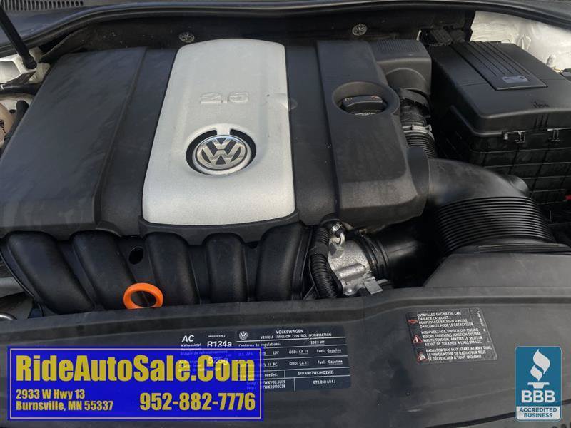 Used 2009 Volkswagen Rabbit S w/ Cold Weather Pkg FWD image 21