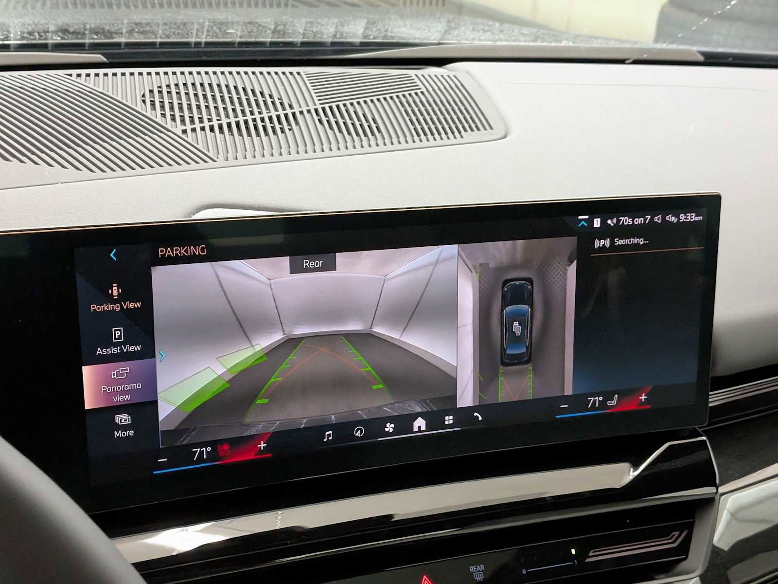 Used 2024 BMW 530i 530i w/ Premium Package image 30