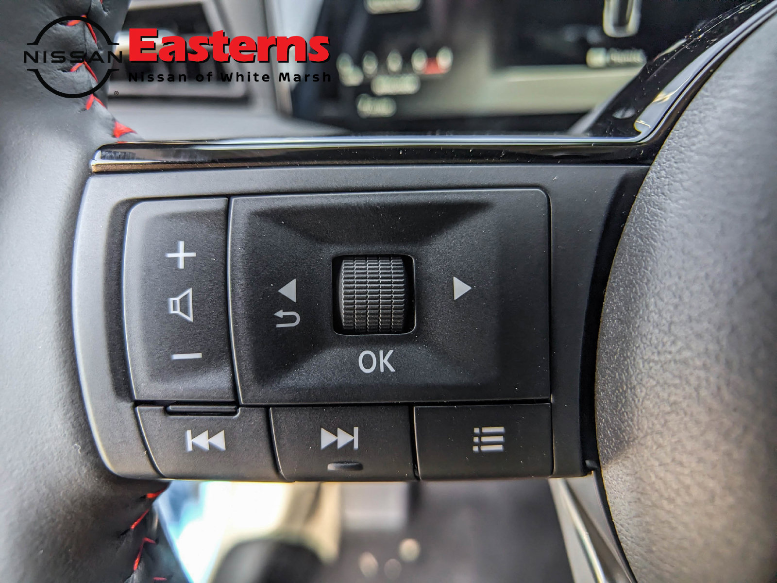 New 2026 Nissan Kicks SR w/ Cold Weather Package AWD/4WD image 16