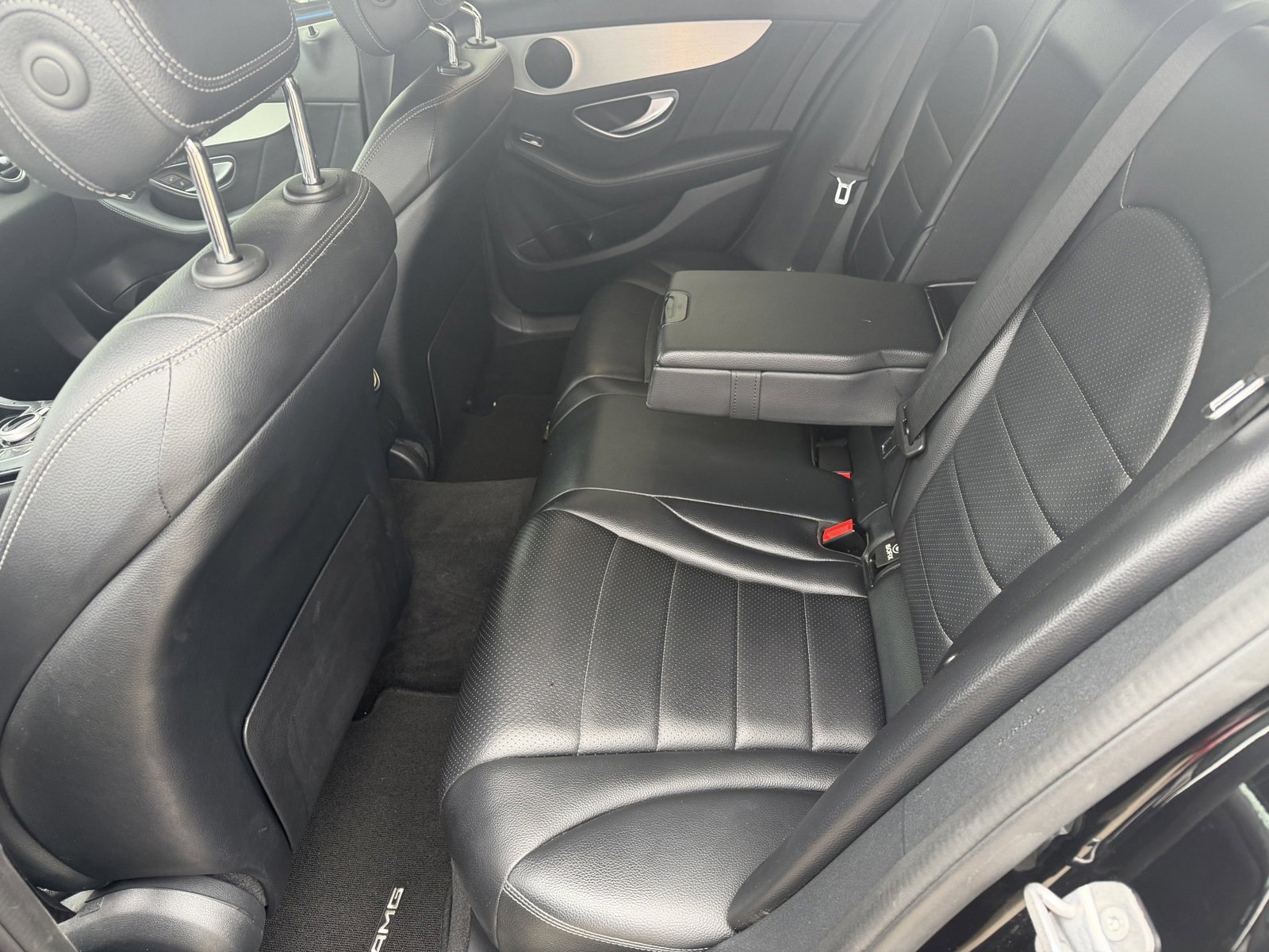 Used 2019 Mercedes-Benz C 300 Sedan image 16
