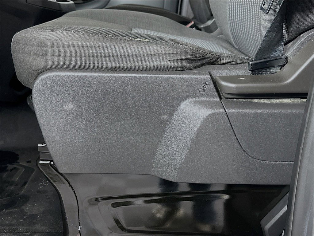 Used 2018 Ford Transit 250 148 Medium Roof image 19